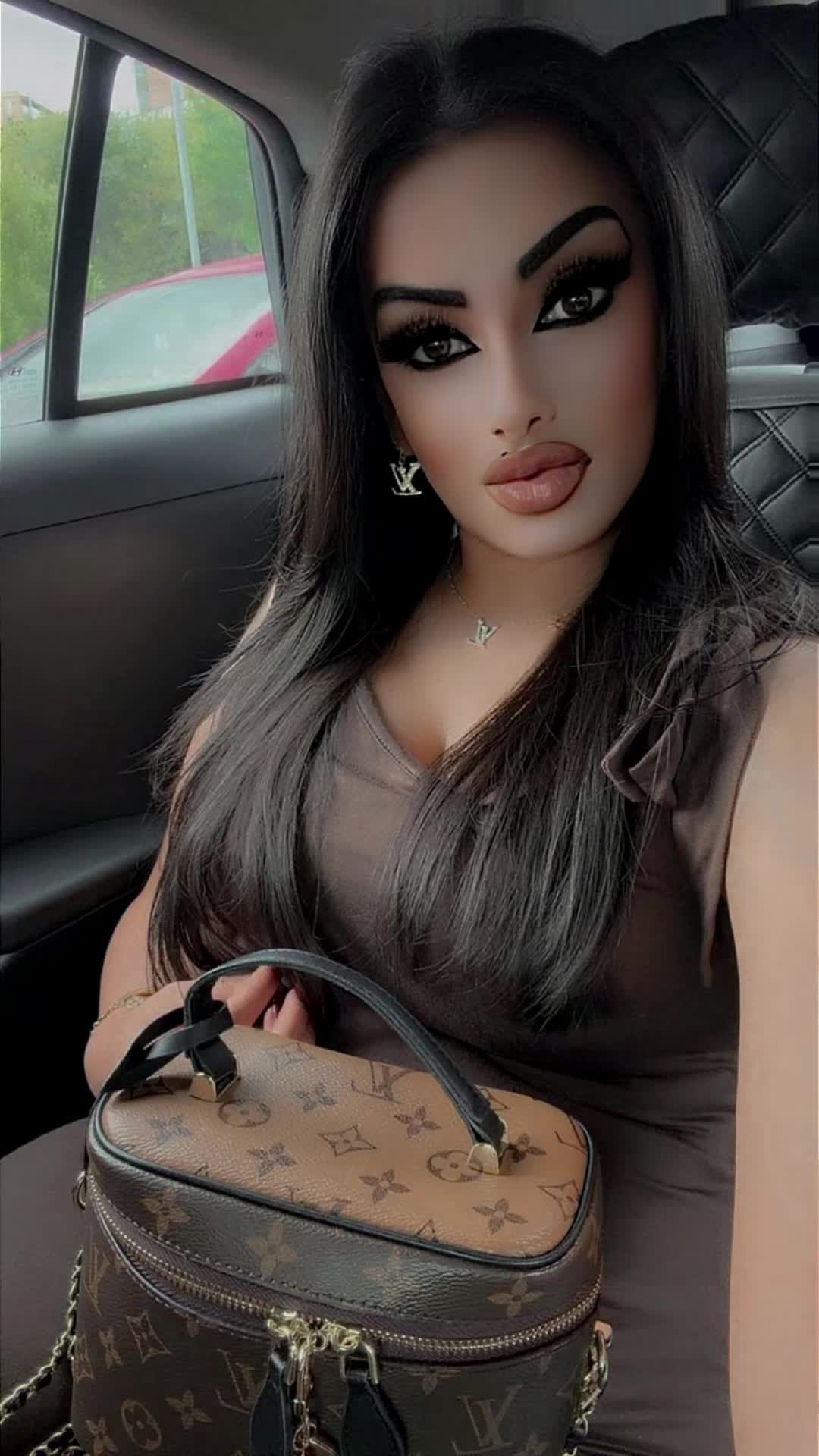 @Heenaaaxo