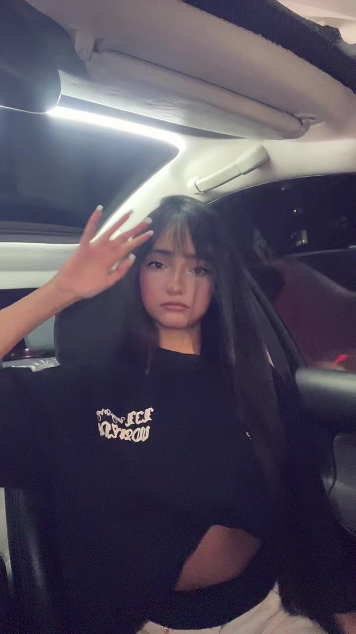 @🐚