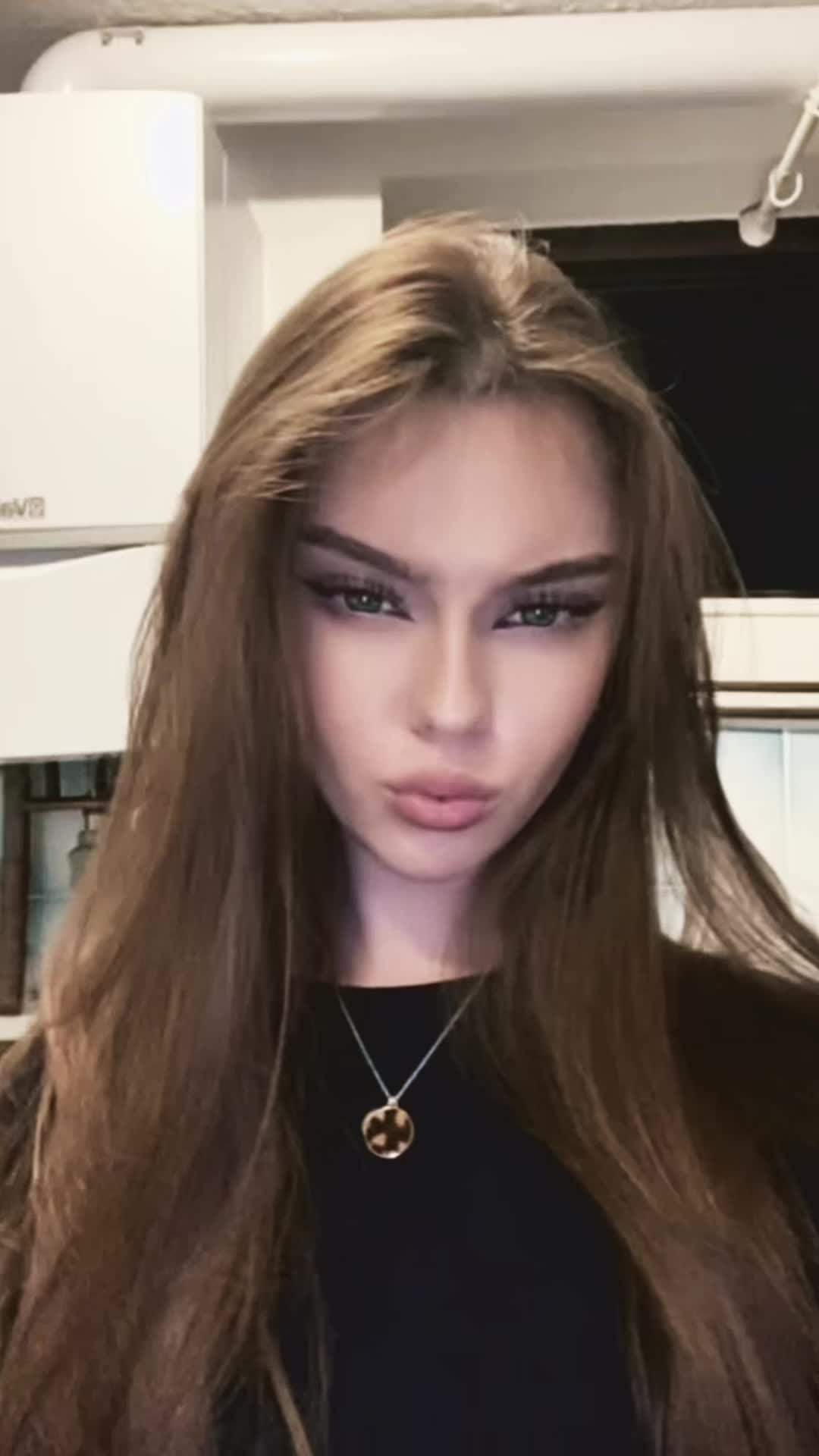 @Ⲁѣшⲁ☕️