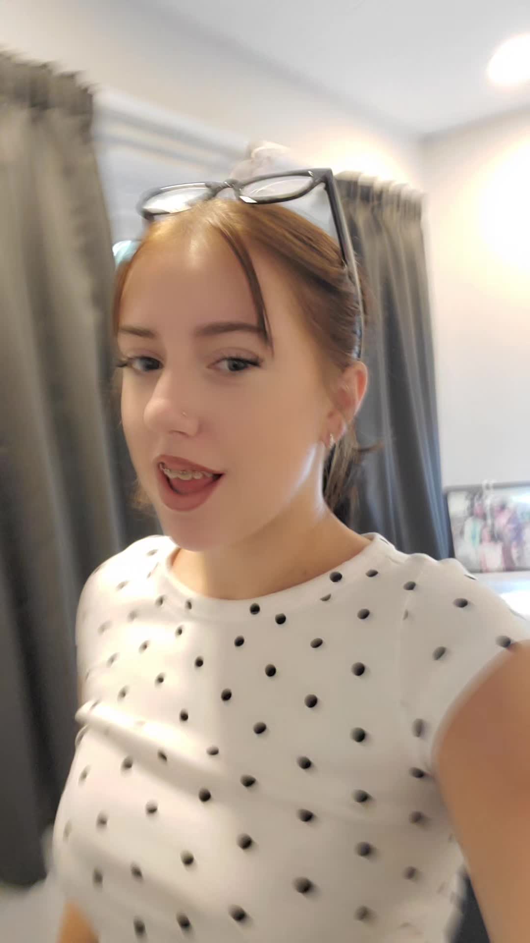 @Mellymay18