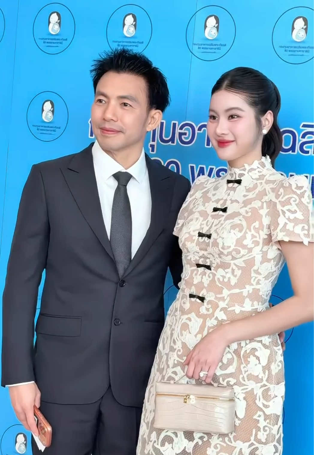 @หมอสองน้องออน Family