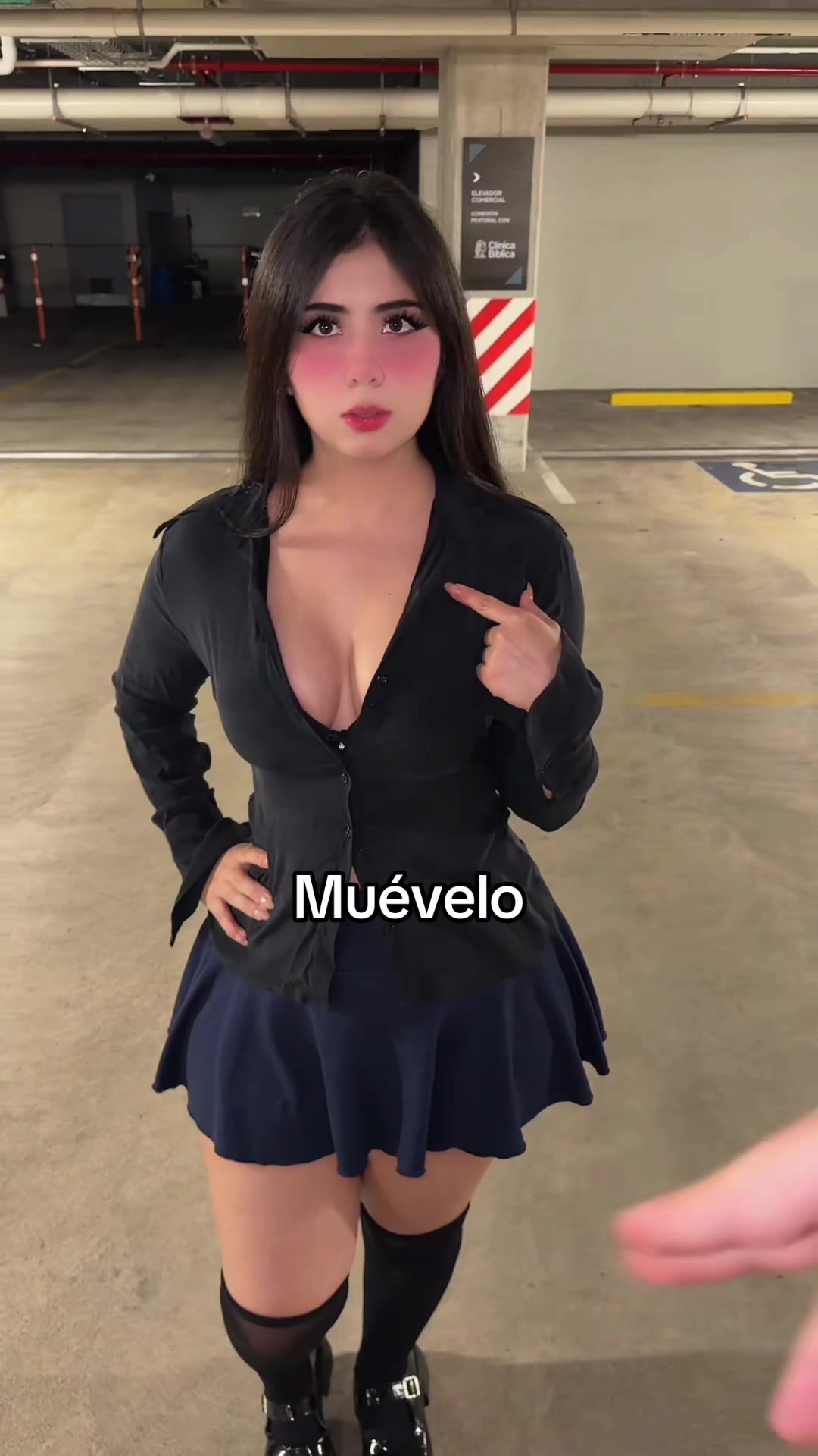 @Elenita