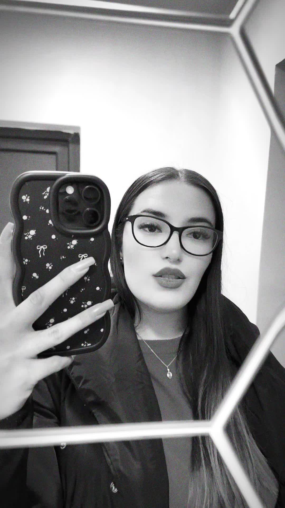 @Miruna 💙