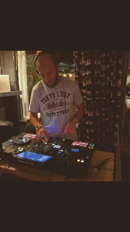 @Peter Pistol Johnston DJ