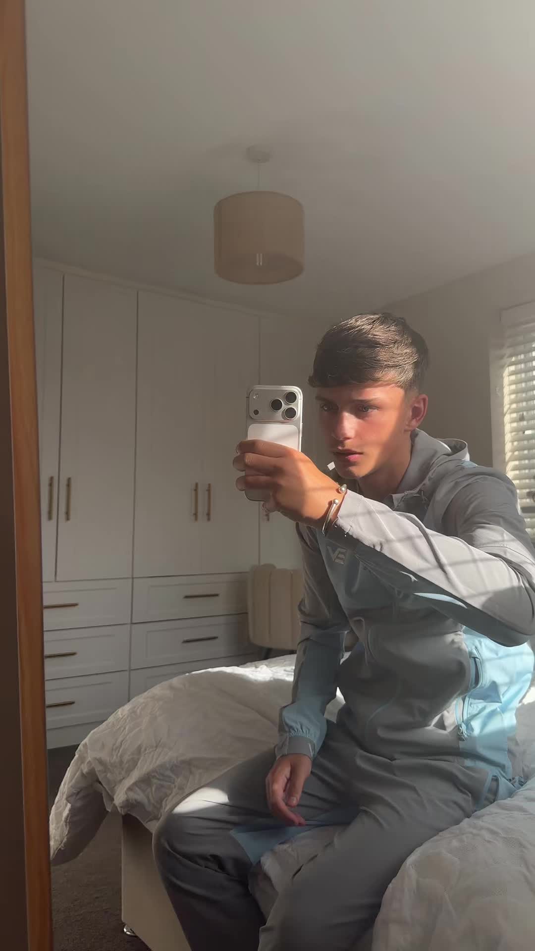 @dannymil_