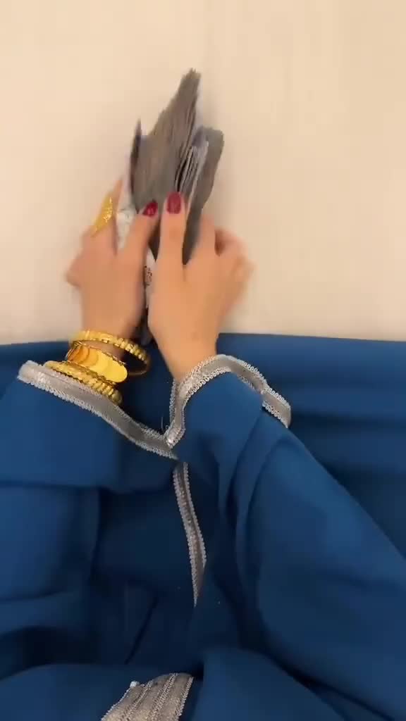 @Aanaya