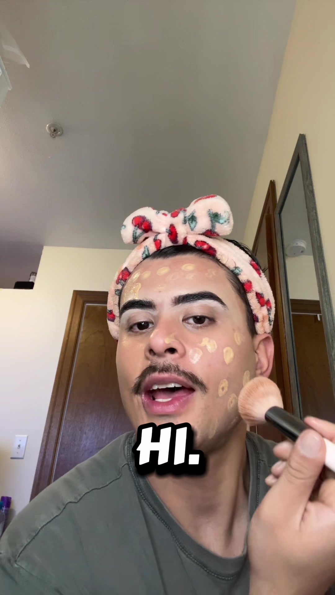 @Russ🥵🌈
