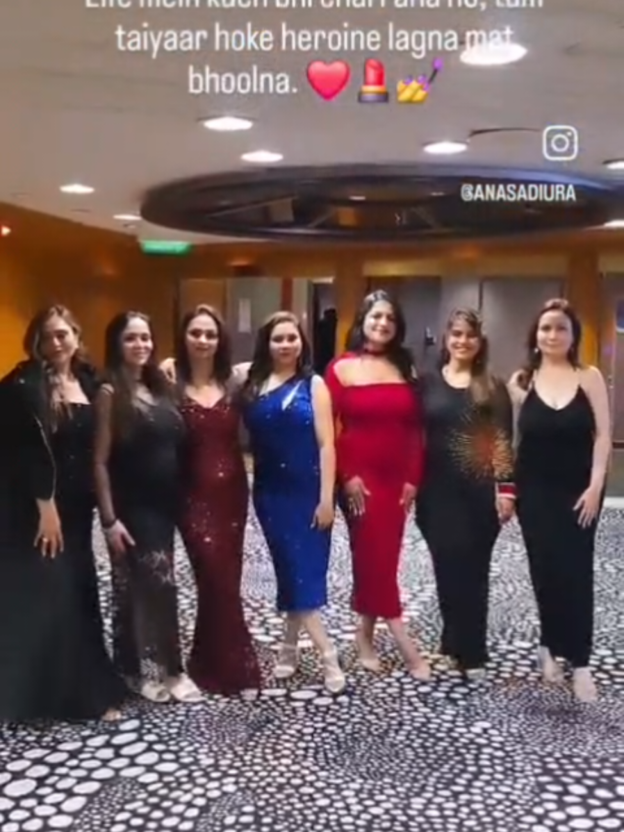 @SimplyAnamika