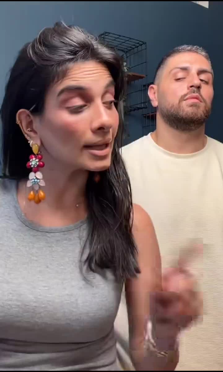 @Elena Cotia