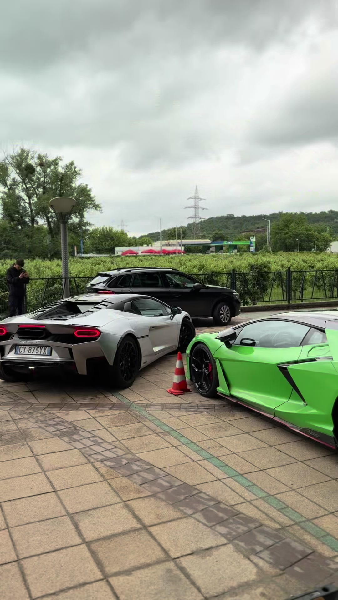 @Porsche lover🏎️💯
