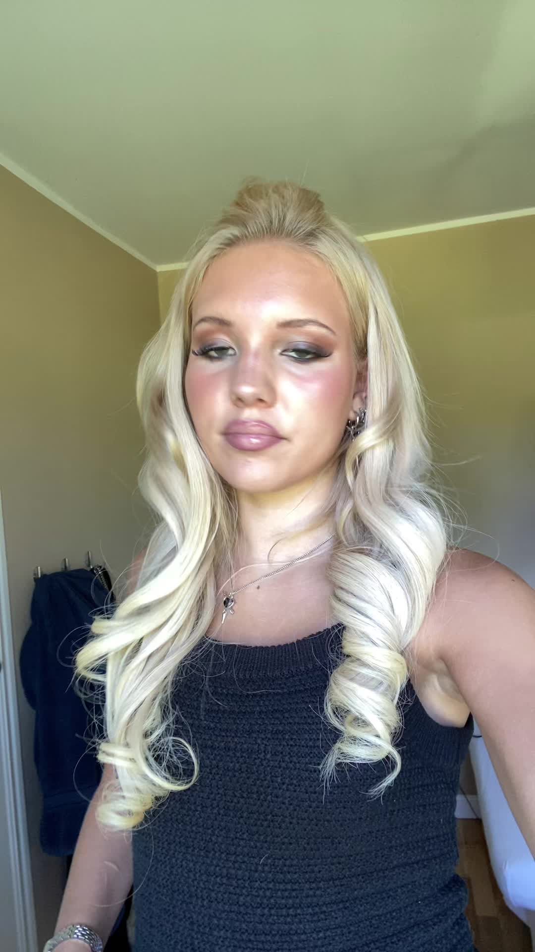 @Mollie_Sjöholm