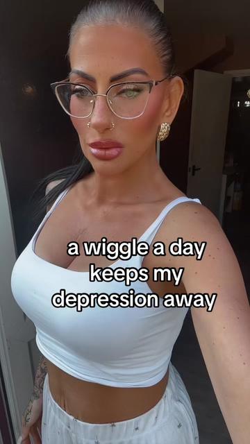 @Miss_tinkerbella_x