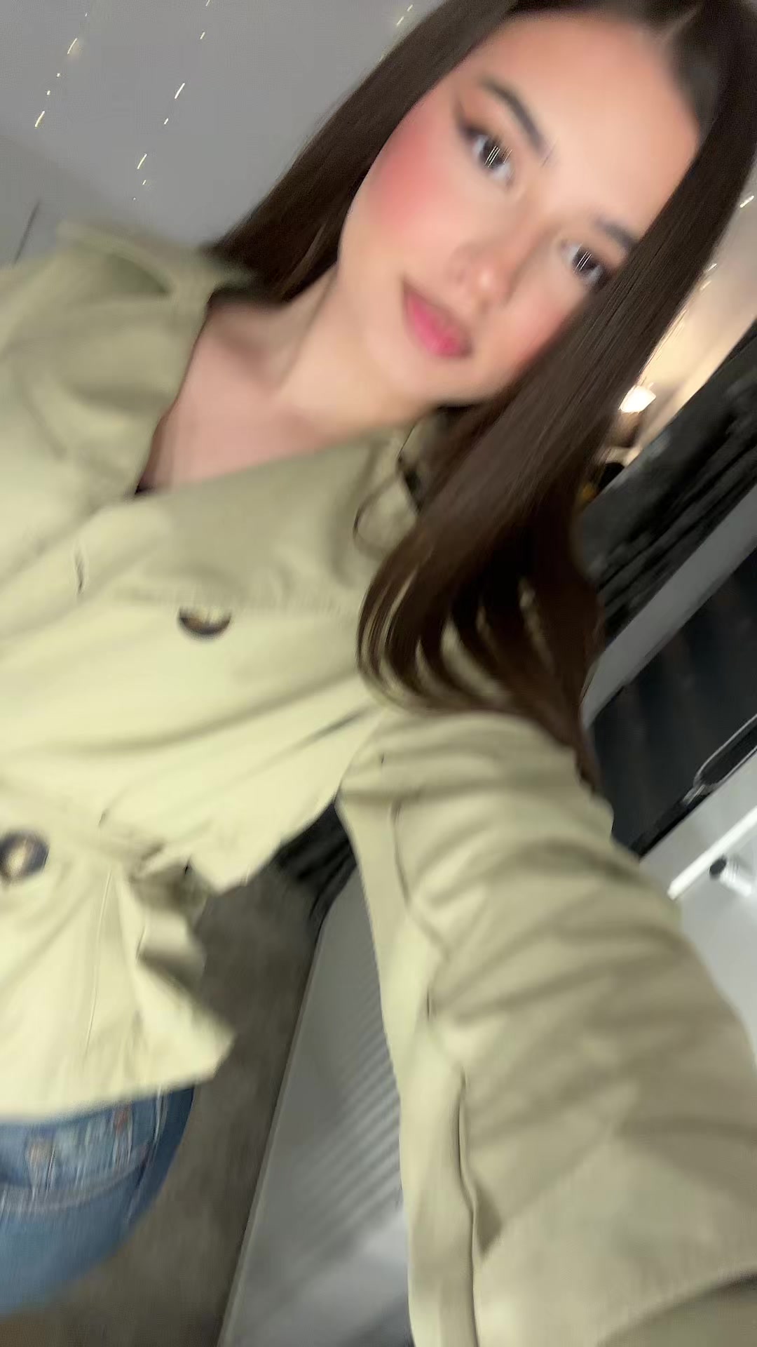 @adelinavrm