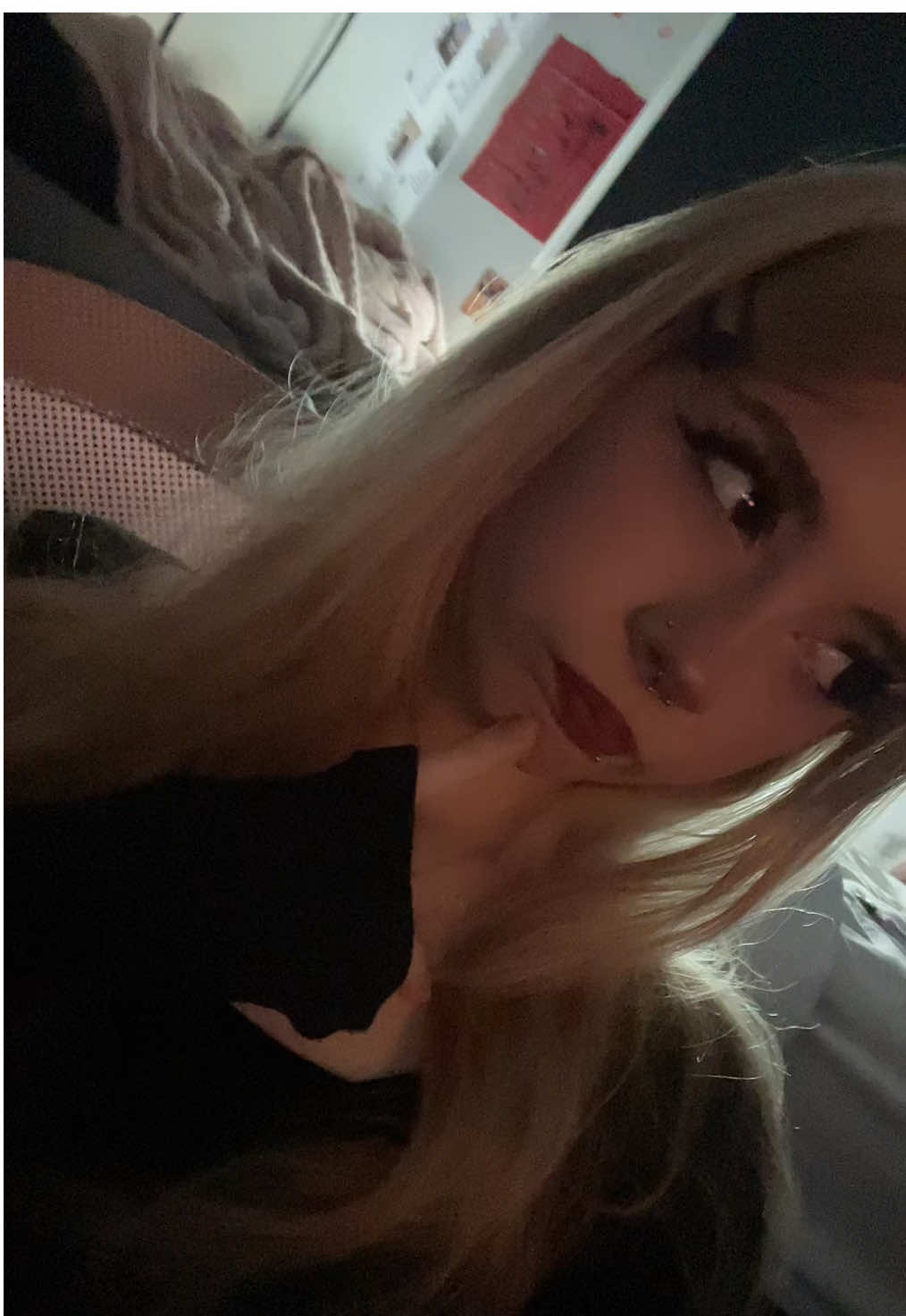 @🐰