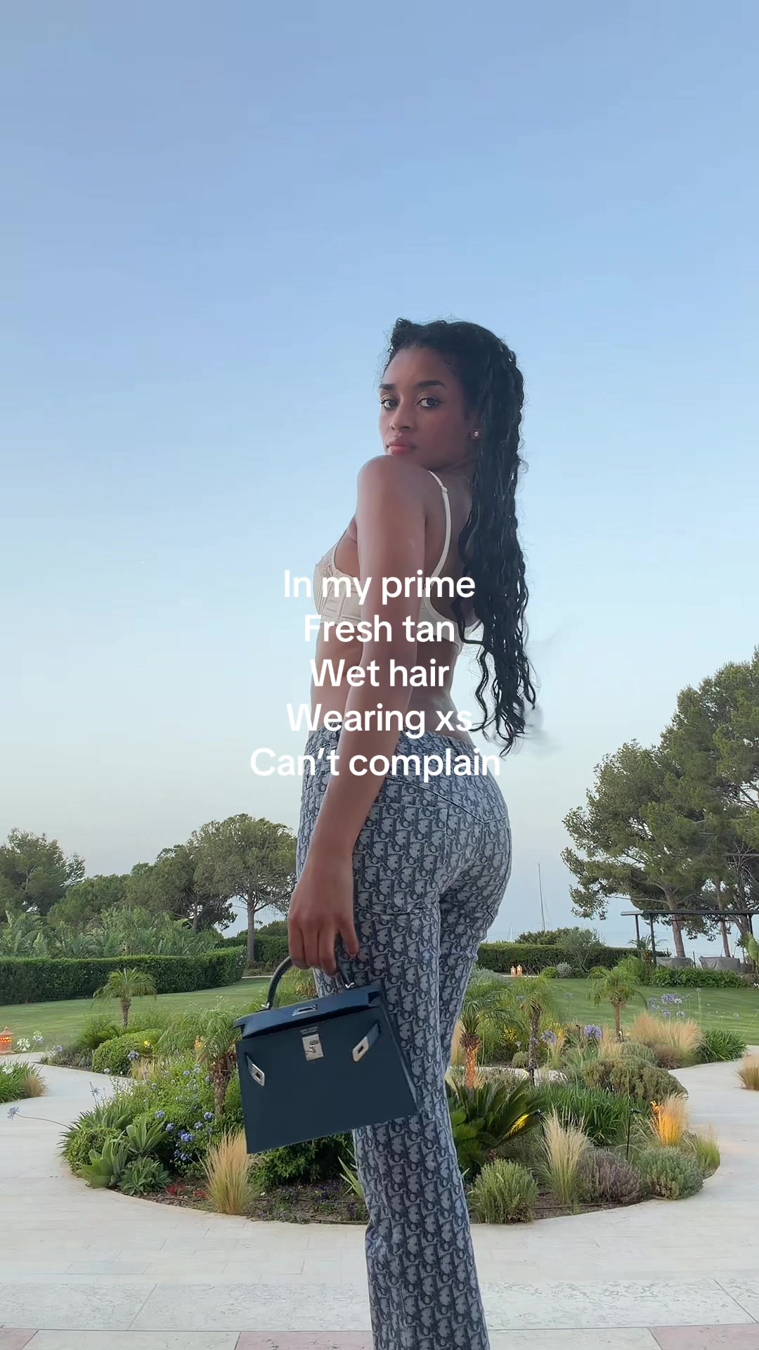 @Kenza