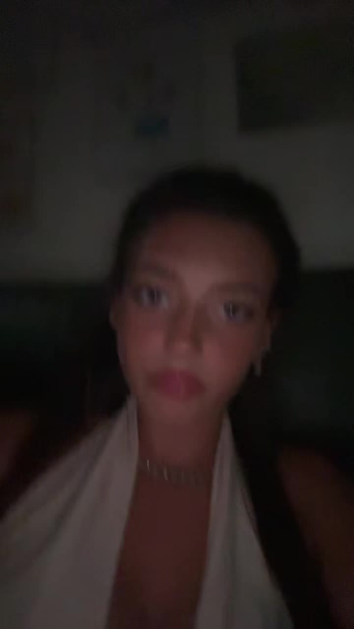 @skye_xlouisex25