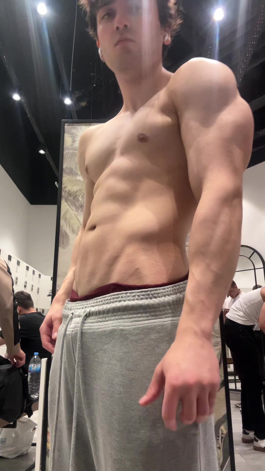 @t