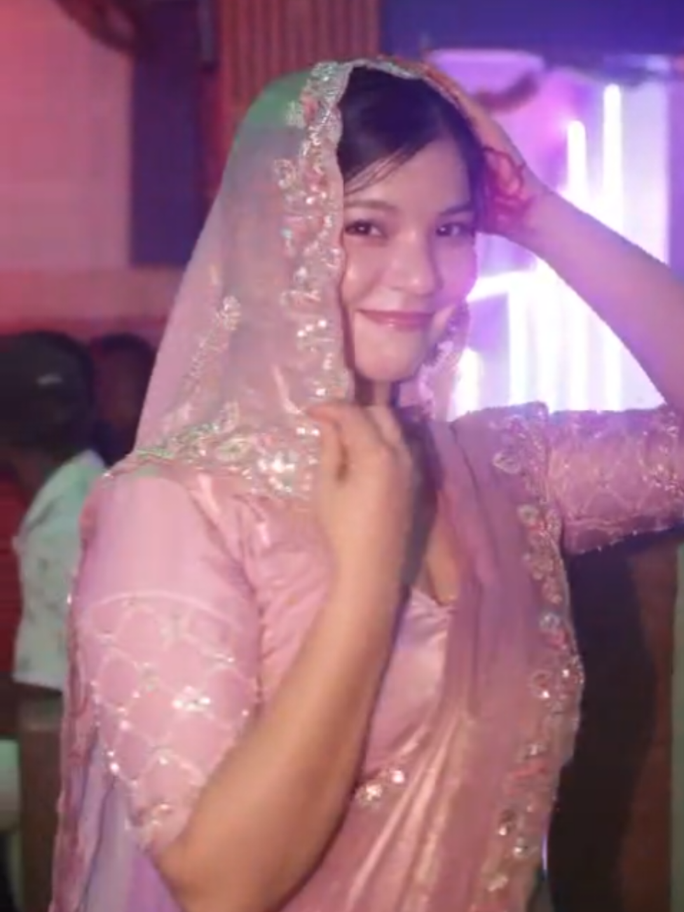 @प्यारी😘