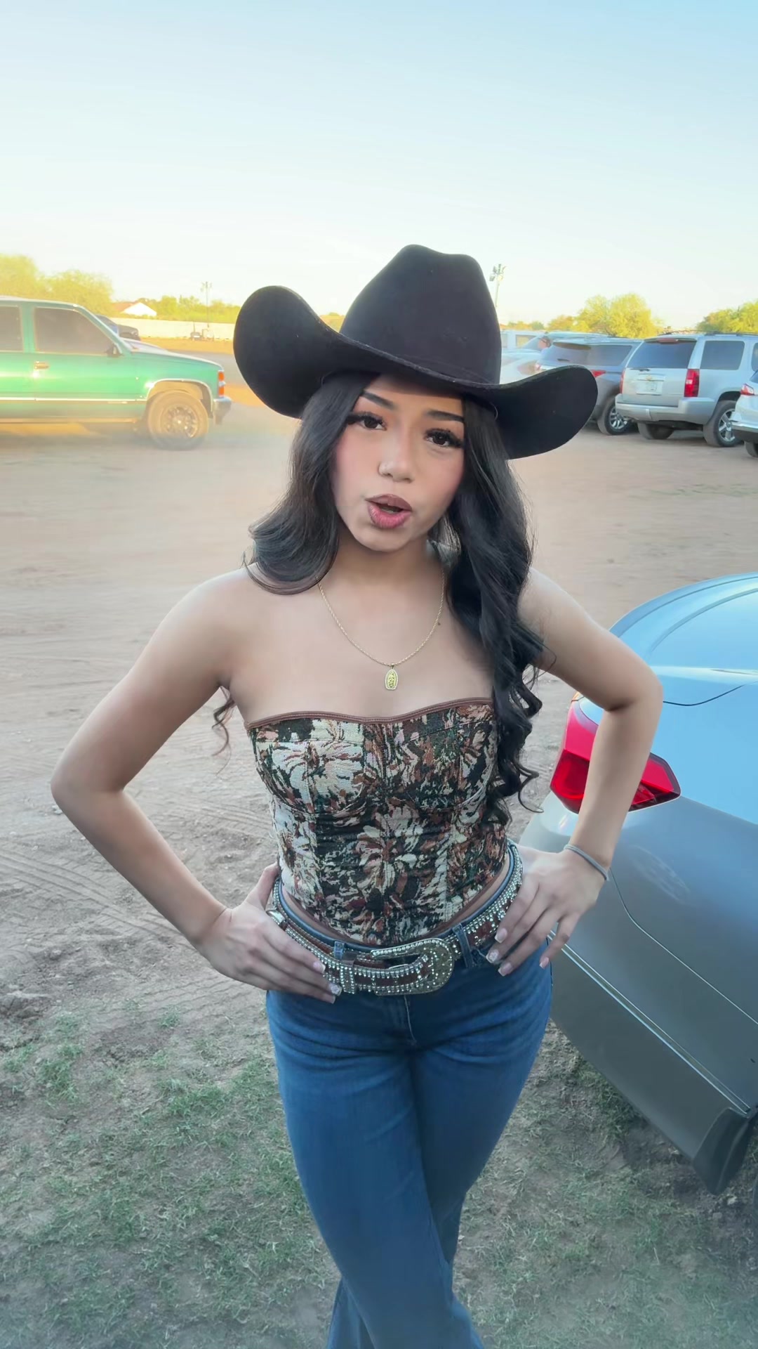 @𝓡
