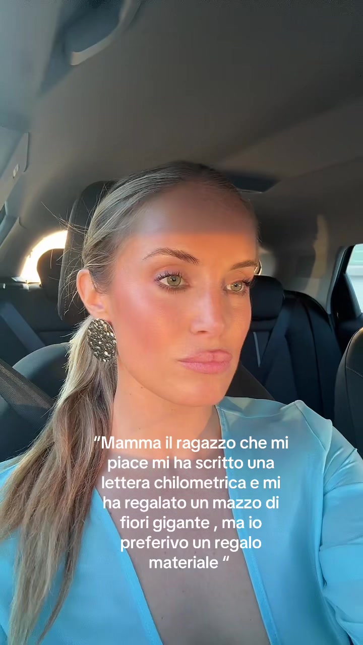 @Cristina 🤍