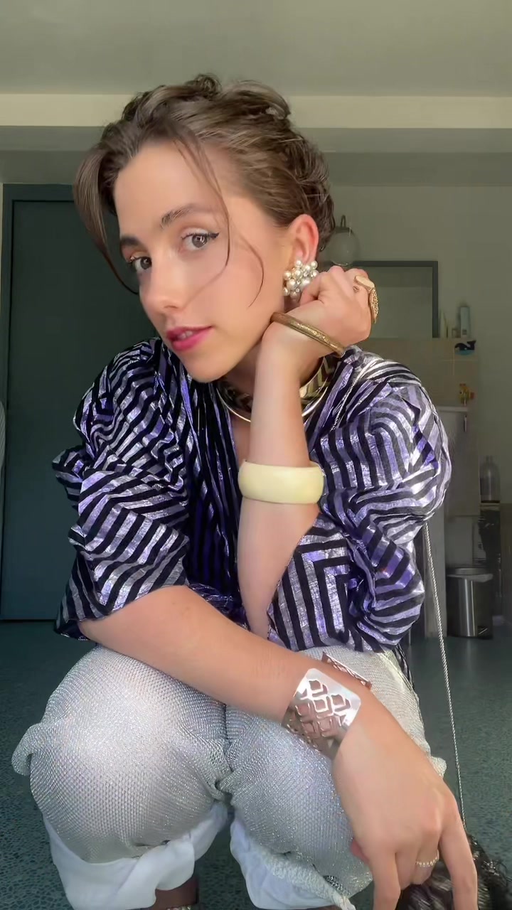 @rosaliefdy