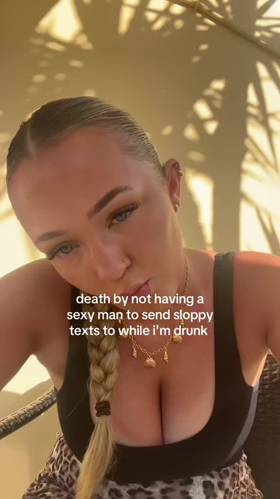 @becca 🫦🦭🪽🫧🍈