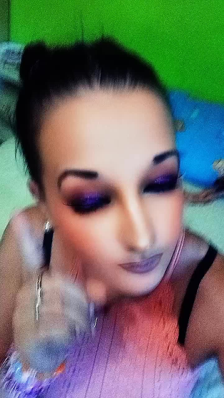 @👑 Q ❤️ UEEN 🖤🖤👑