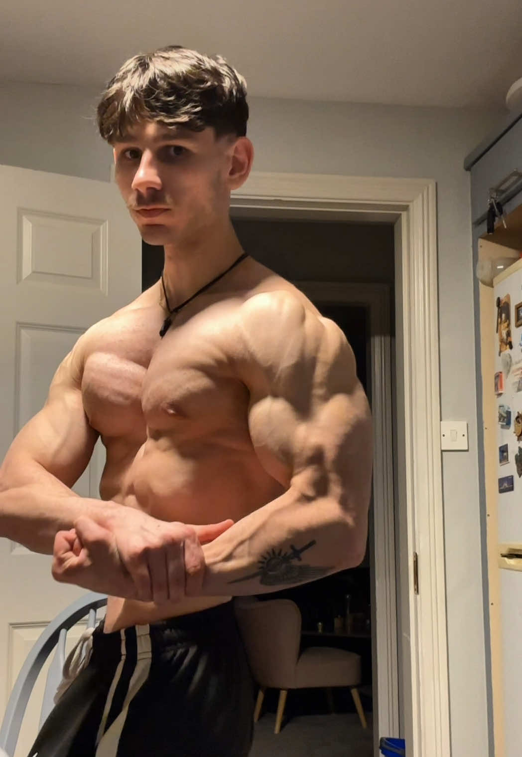 @DY