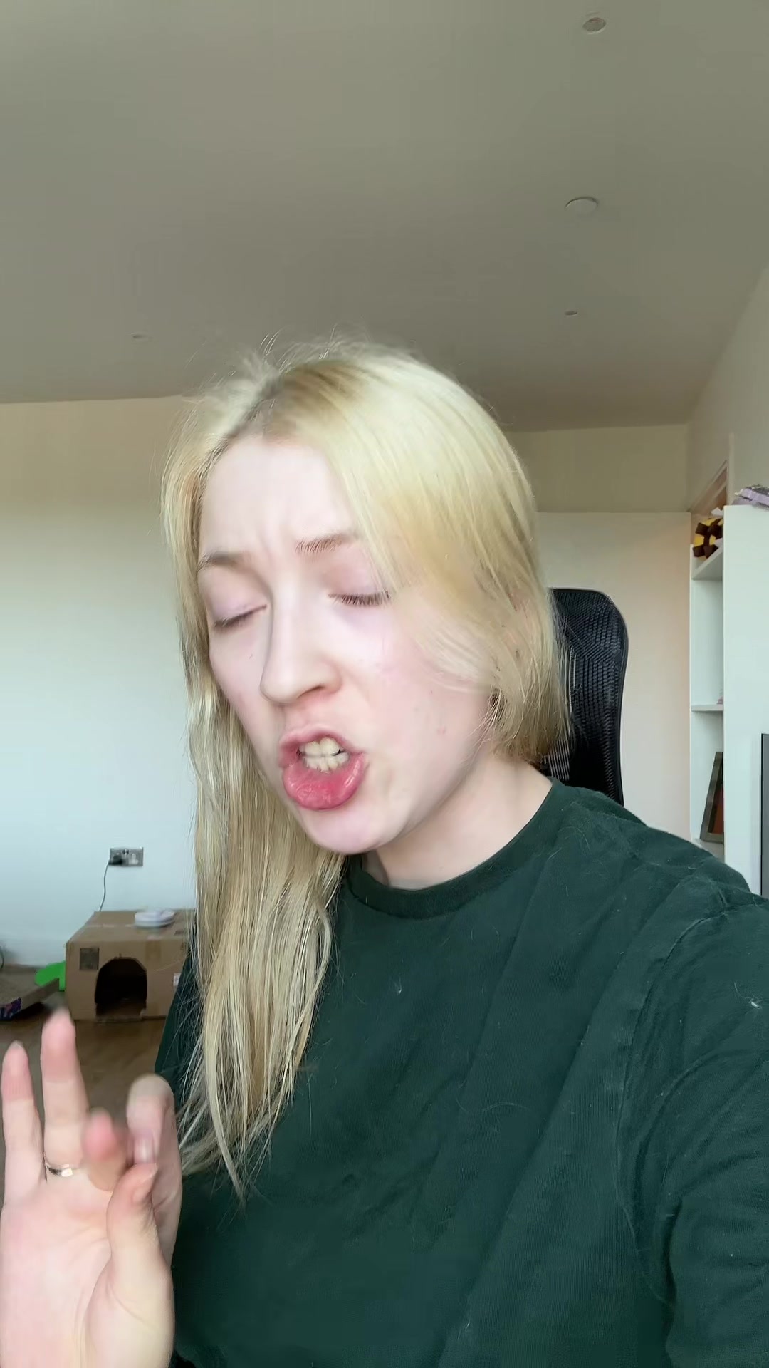 @Сильвинит живет