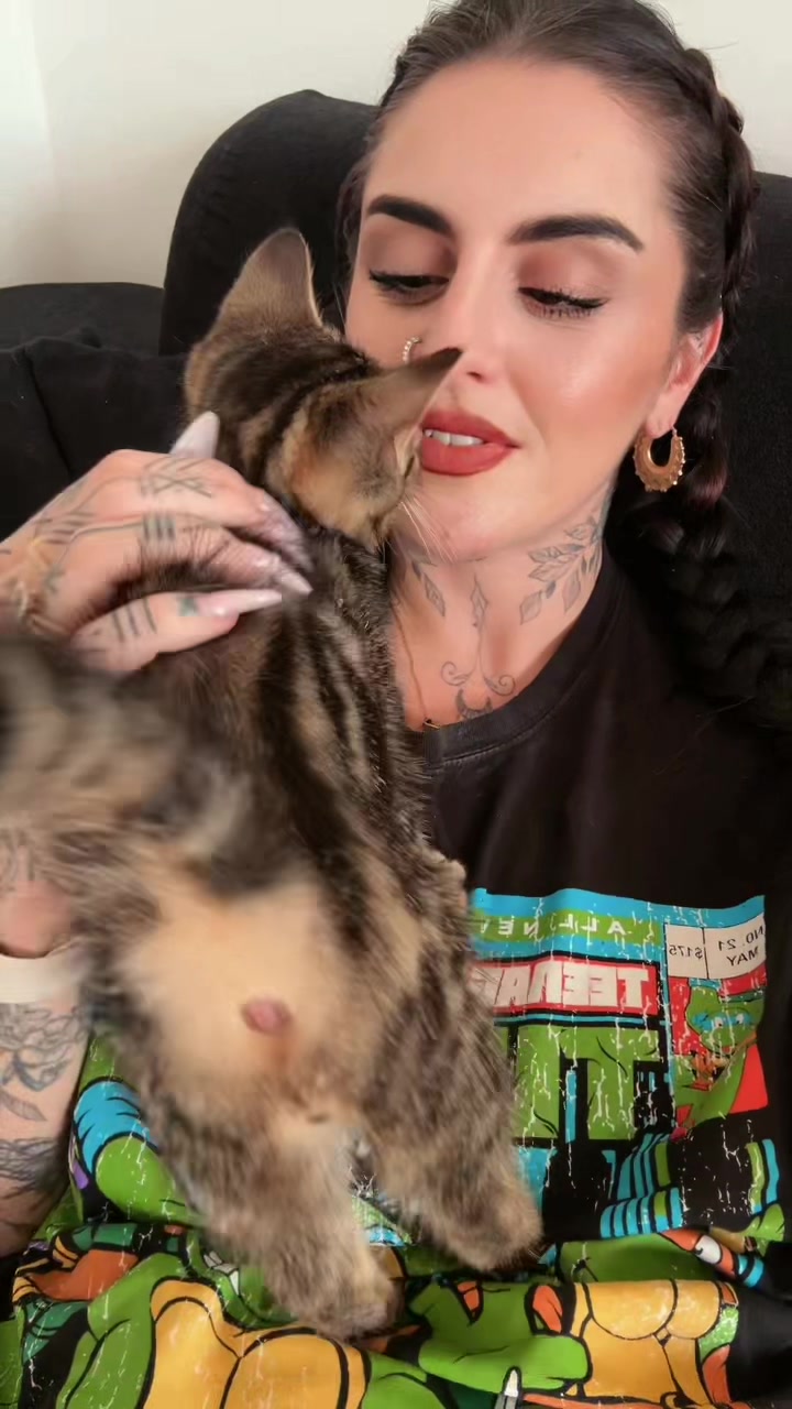 @sweenygothh