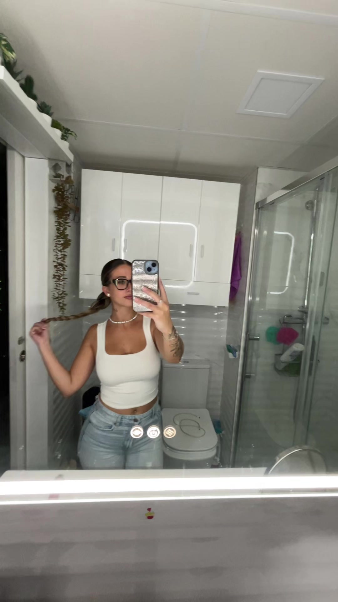 @Carlotii