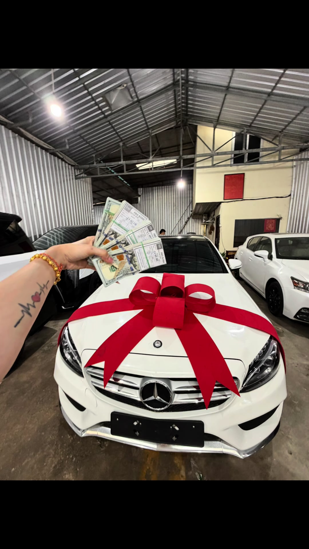 @យូ សៀវ មុី🤷♀️
