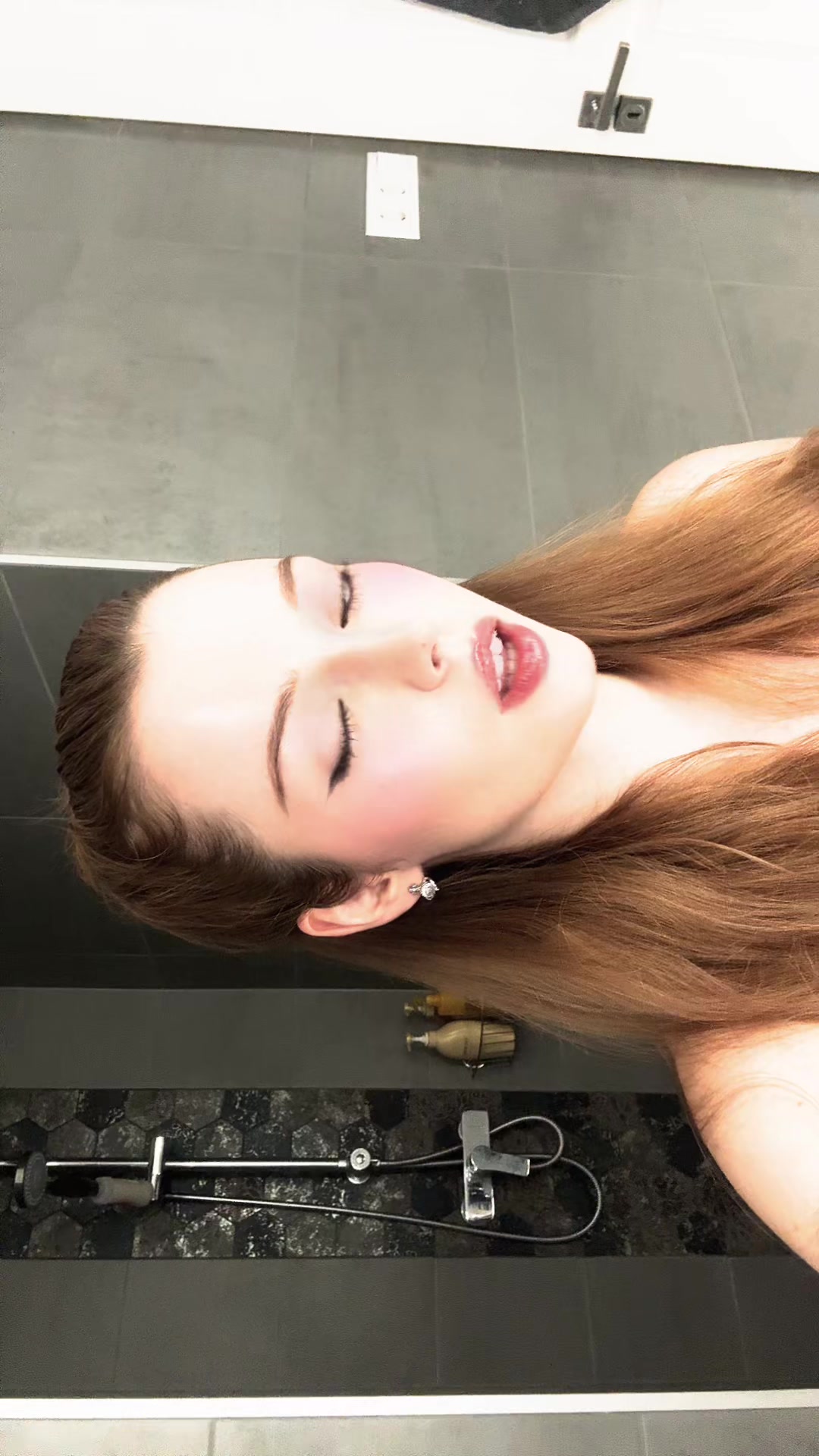 @tiamoralis