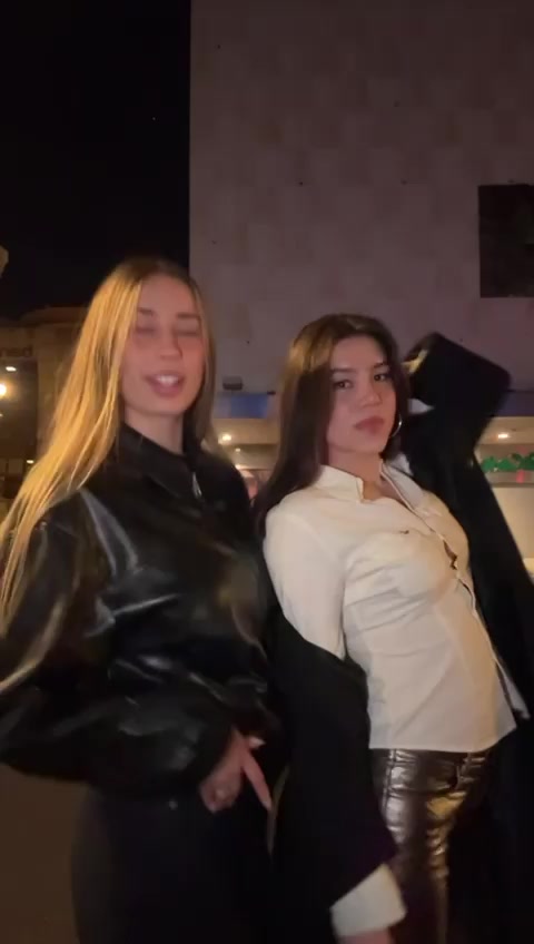 @daniela