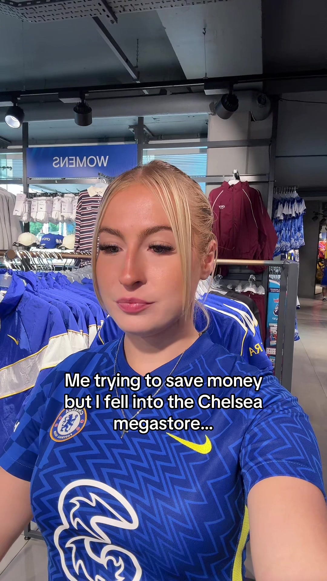 @astridwett