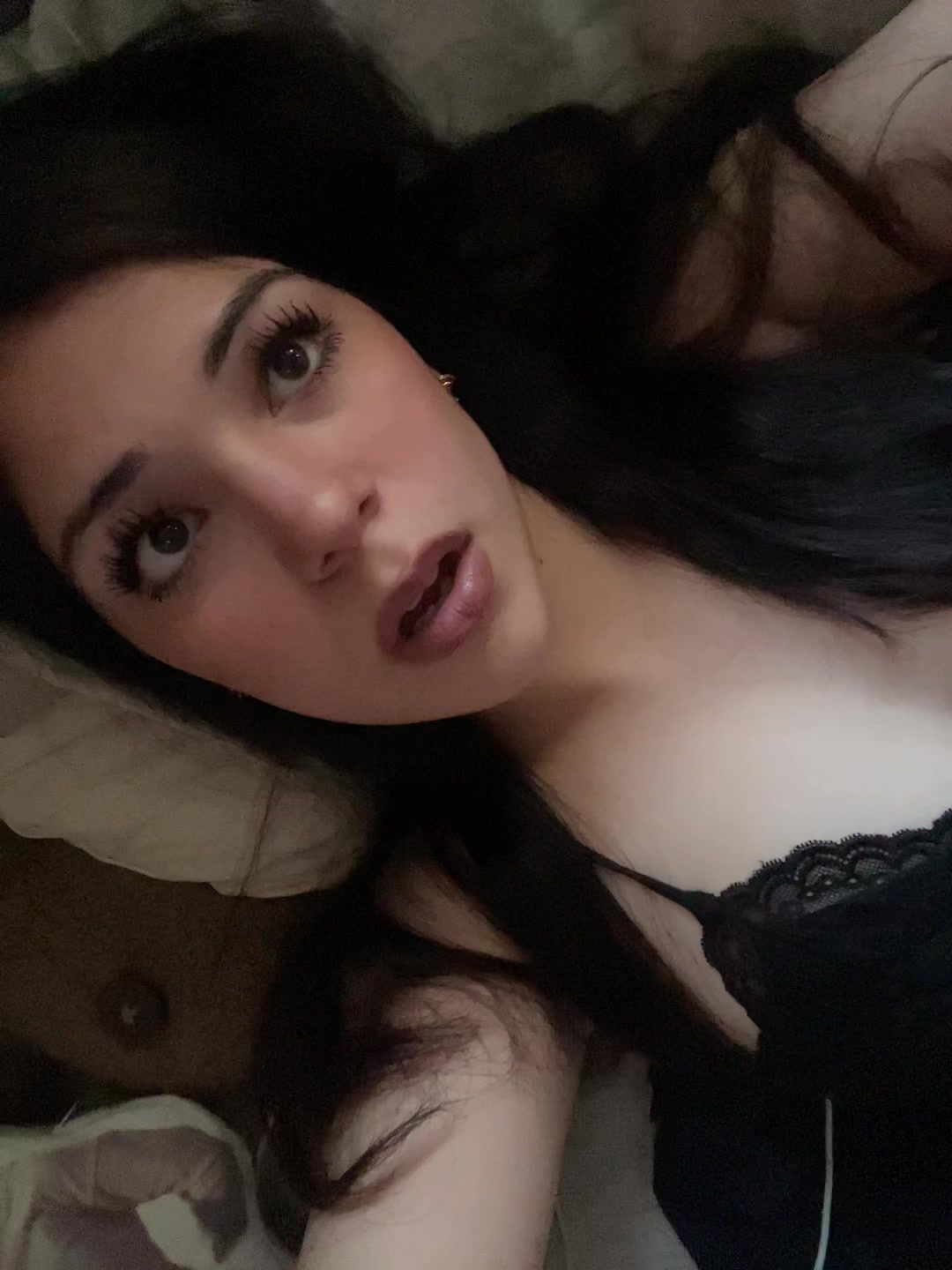 @isabella