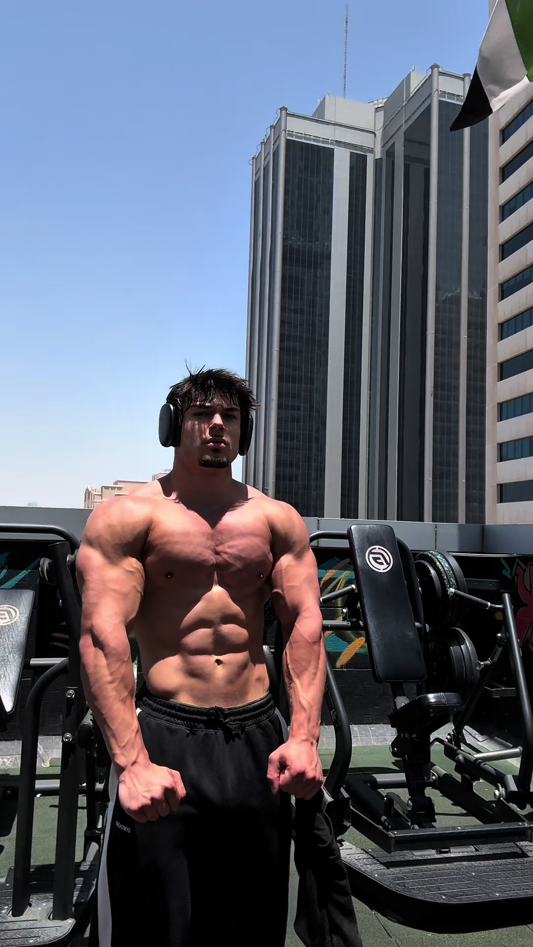 @moicestmike2