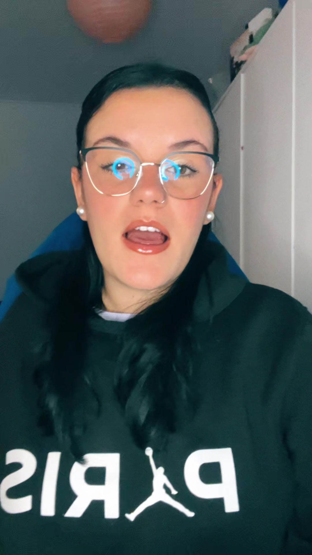 @.🥀