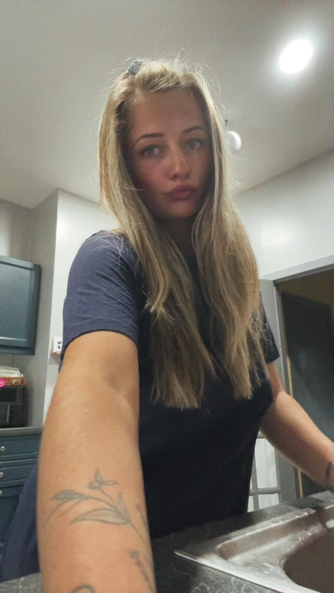 @tayaxox8
