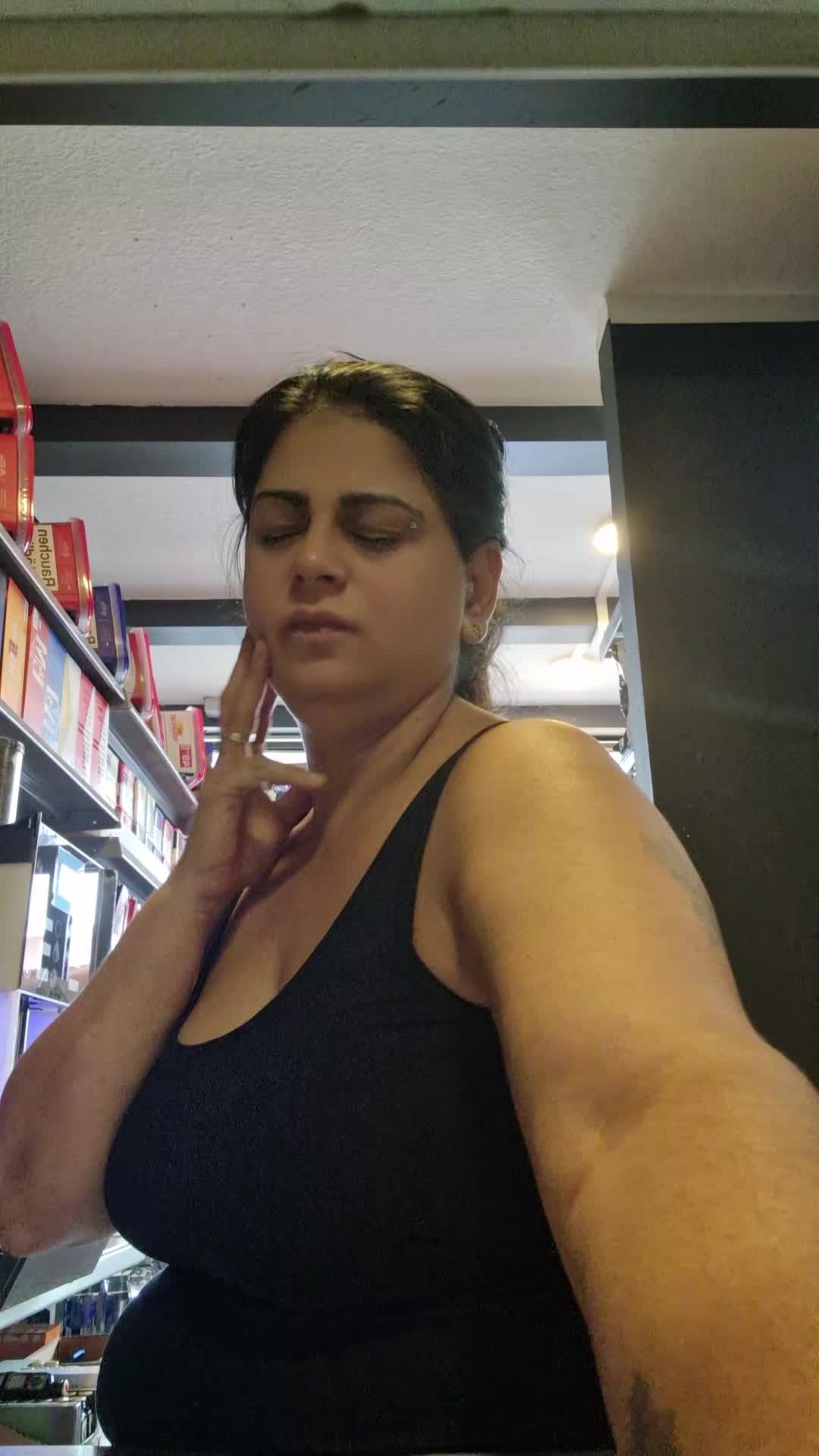 @🐍Roberta🐍