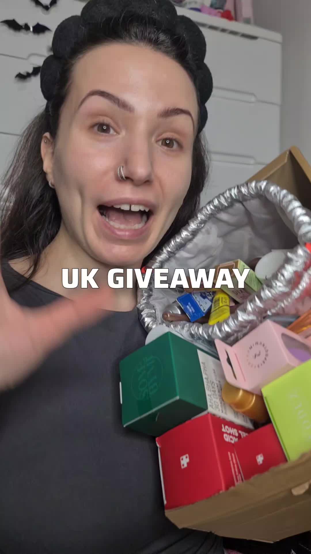 @Maggie✨️Beauty, Keto &🌶📚