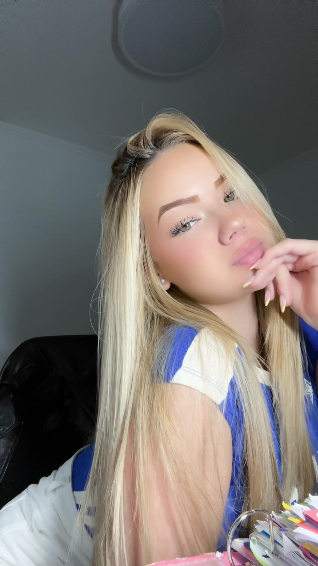 @Tanixispilla