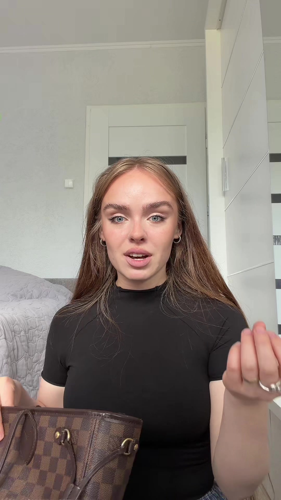 @theannakondaya