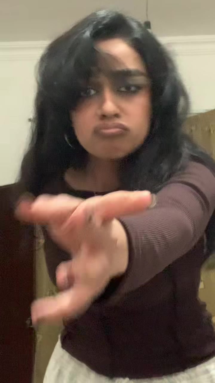 @F4T