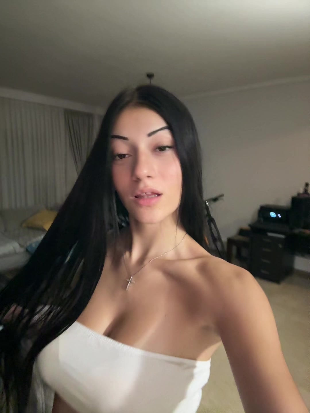 @&mu;&epsilon;&lambda;&iota;&nu;&alpha;