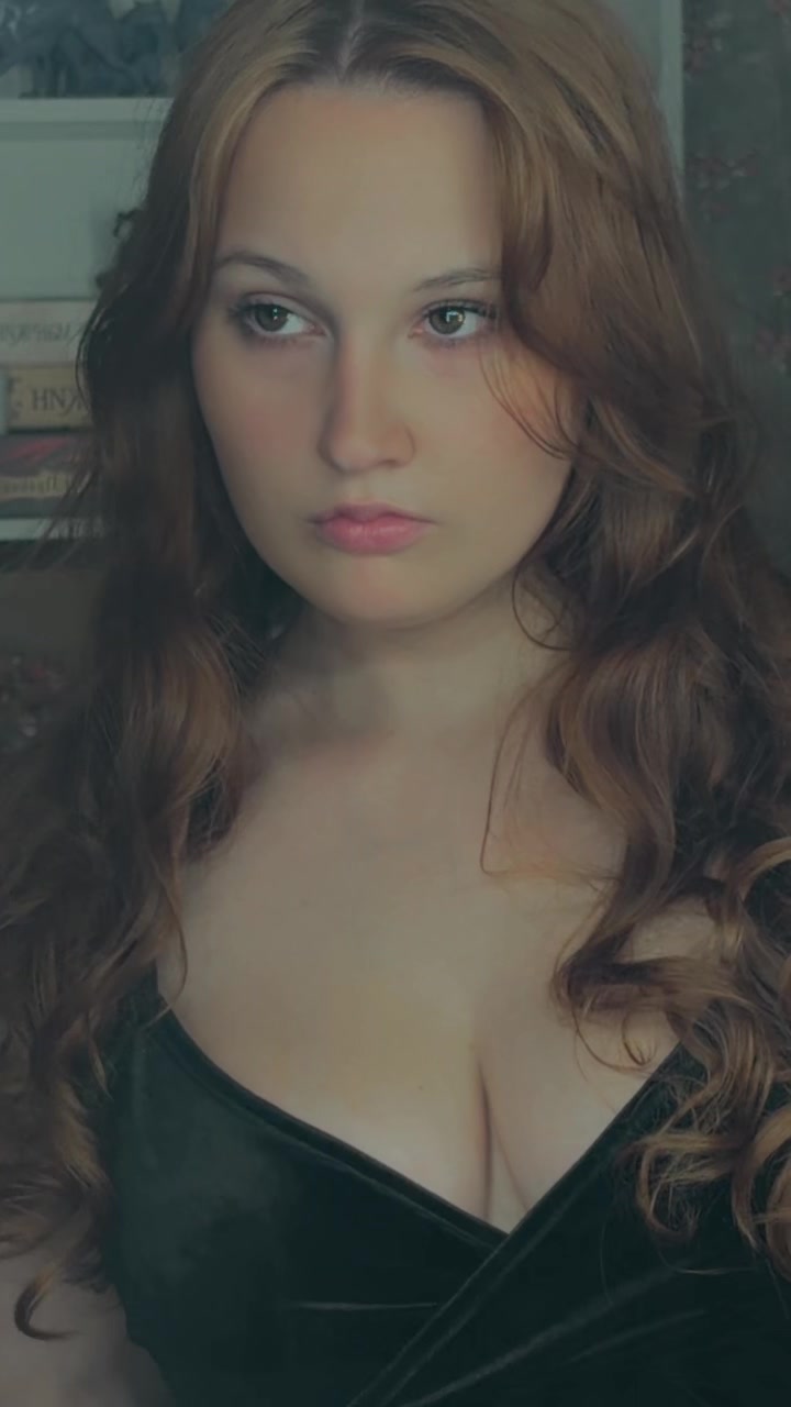 @Little_Apple