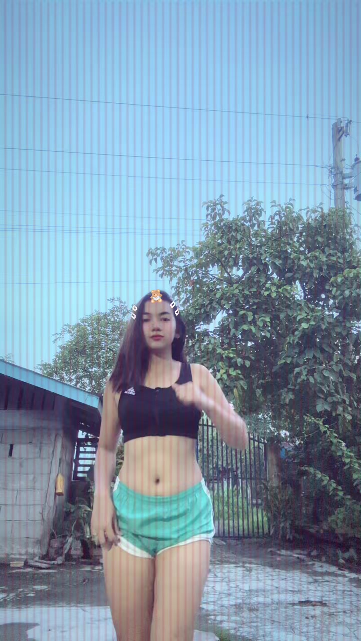 @Tita Cris