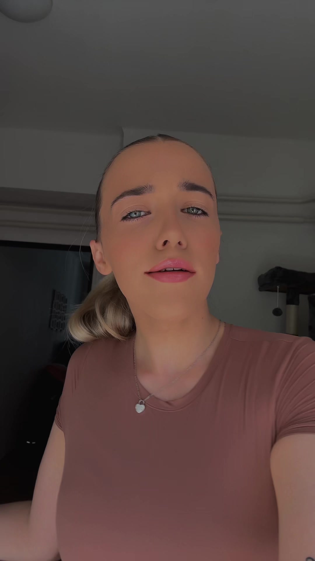 @_Nikkaa_20