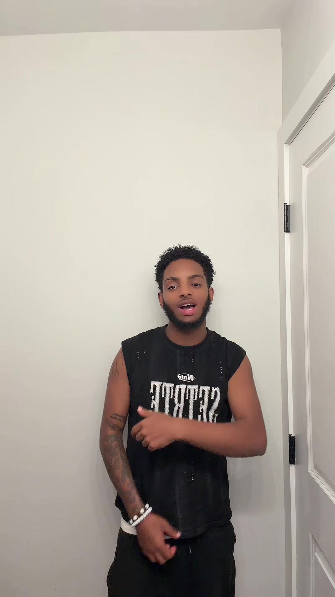 @B 🐝