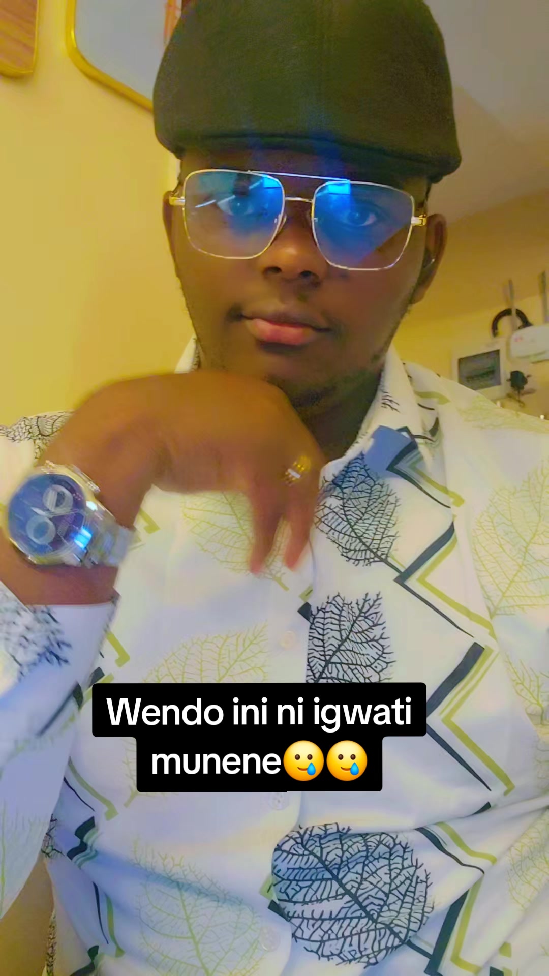 @Sammie Wa Nyambura🇬🇧🇬🇧